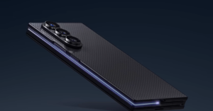 samsung galaxy z trifold phone triple folding display image