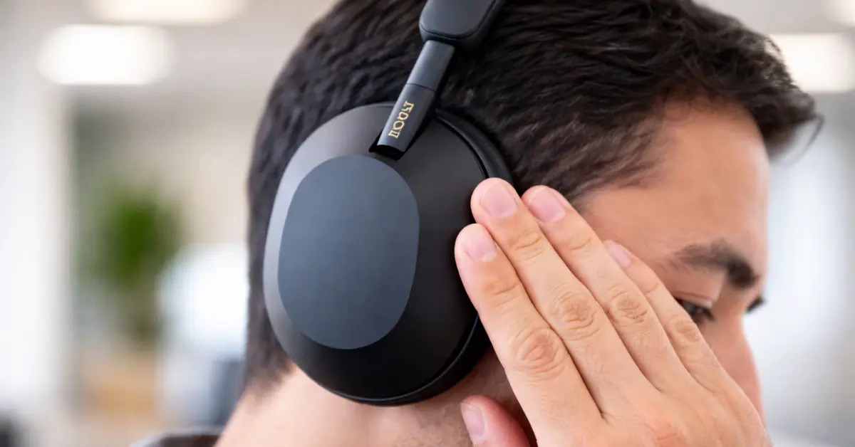 Sony Headphone Quick Attention फीचर: एक टच में सुनें बाहरी आवाज़